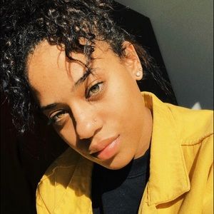 Meet your Posher, Damont